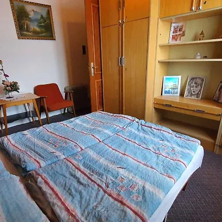 In - Balaton 43123 بيت للعطل *