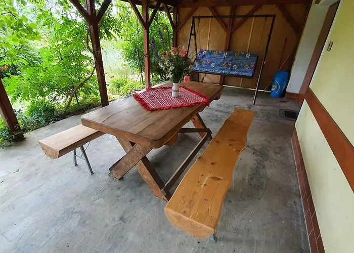 In - Balaton 43123 בית נופש שיופוק